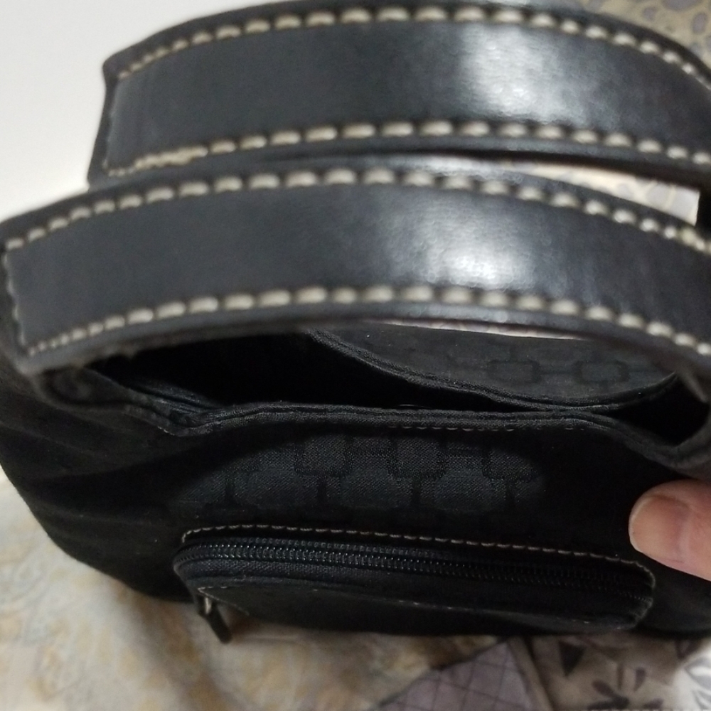 Nine West Purse Small Black - Picture 8 of 8